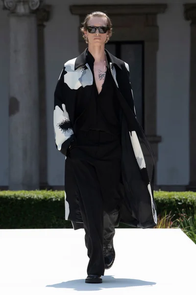 Look 51